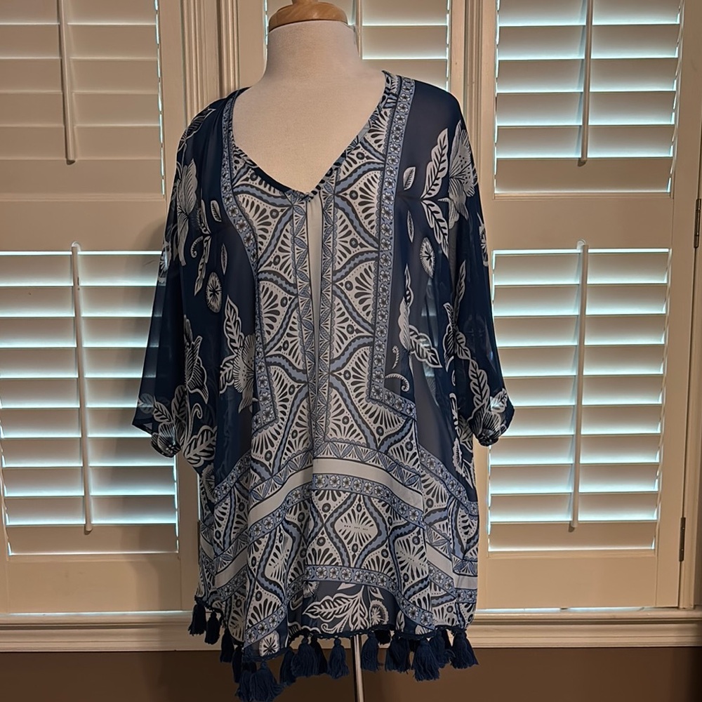 Show Me Your MuMu Blue and Gray Patterned Top